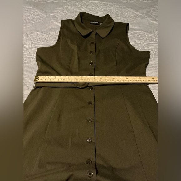 Nina Leonard Green Sleeveless Sheath Dress with Mandarin Collar - Picture 3 of 10